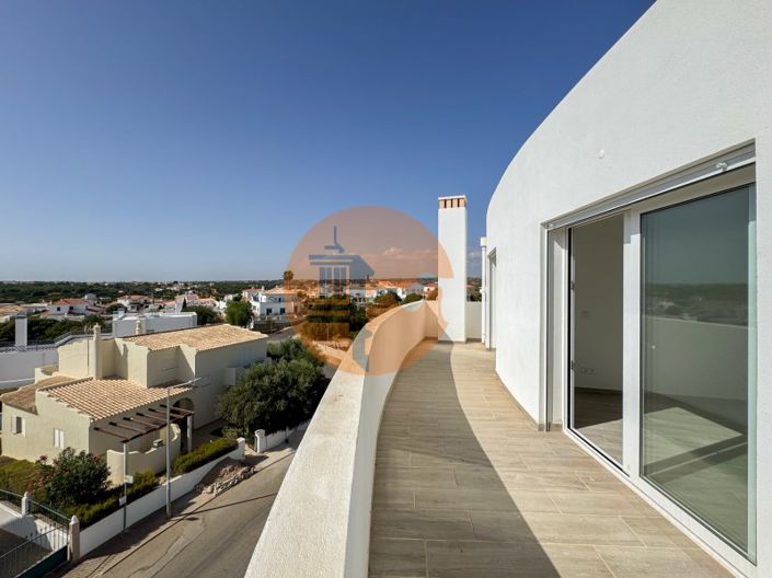 Image No.3-3 Bed Apartment for sale