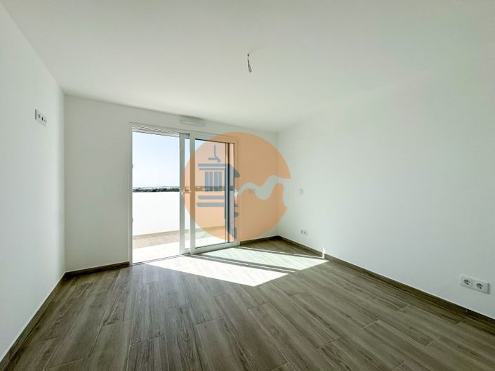 Image No.4-3 Bed Apartment for sale