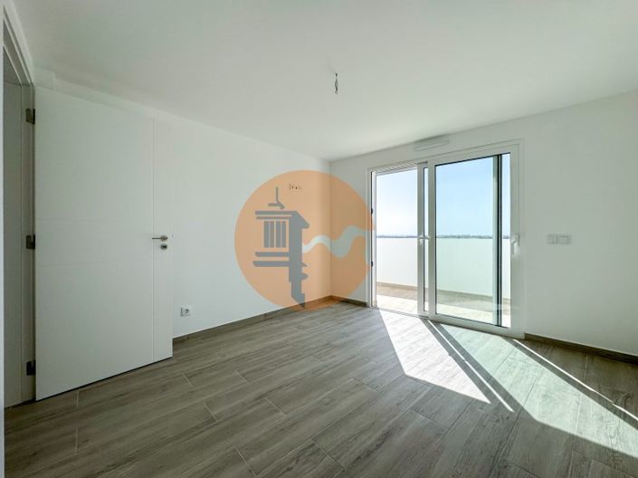 Image No.5-3 Bed Apartment for sale