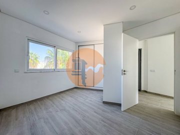 id9ee49601-0000-0500-0000-000017d0af54