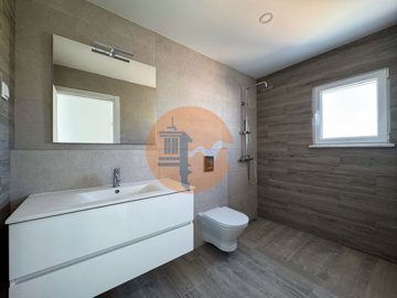 id9ee49601-0000-0500-0000-000017d0af3e