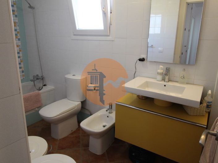 Image No.16-3 Bed House for sale