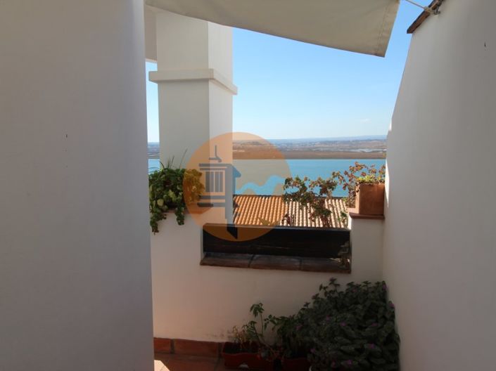 Image No.30-3 Bed House for sale