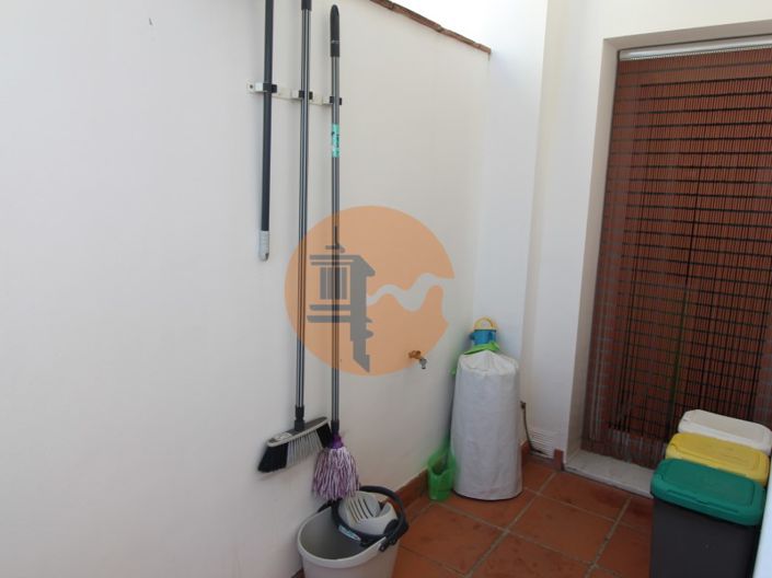 Image No.36-3 Bed House for sale