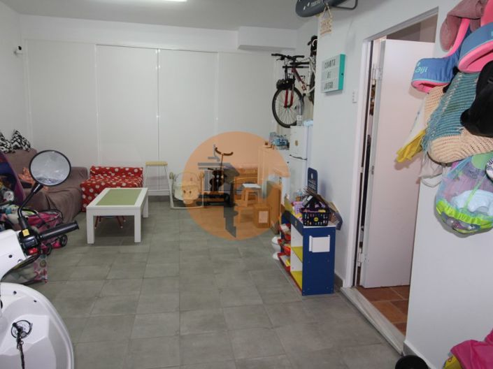 Image No.41-3 Bed House for sale