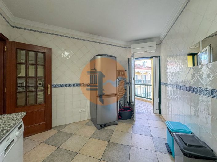 Image No.8-3 Bed Apartment for sale