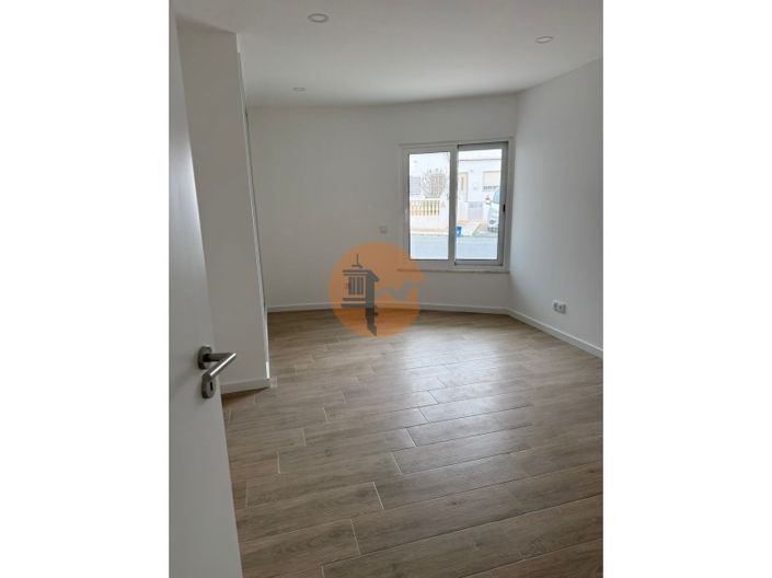 Image No.3-Appartement de 2 chambres à vendre à Vila Real de Santo António