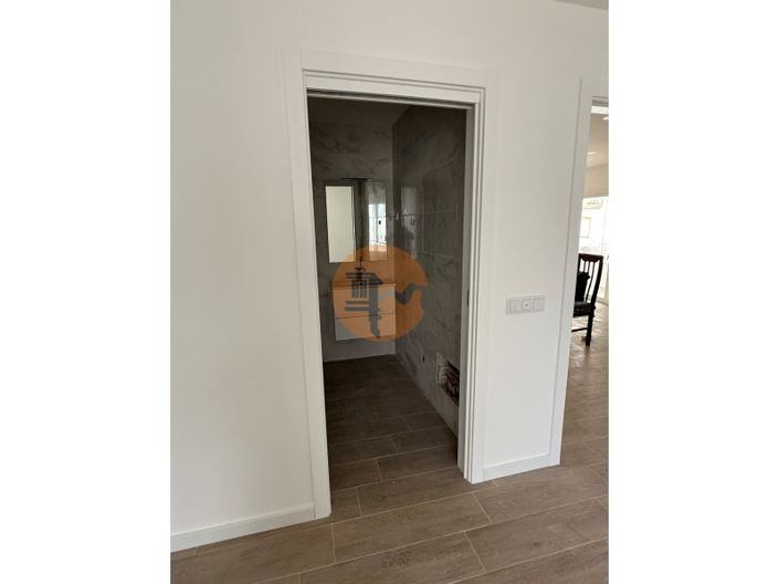 Image No.34-2 Bed Apartment for sale