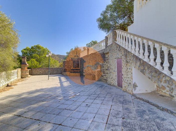 Image No.37-2 Bed House for sale