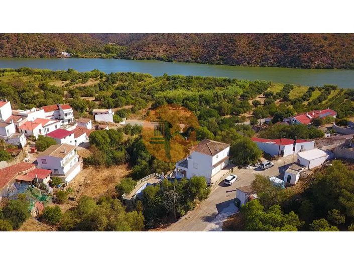 Image No.4-2 Bed House for sale