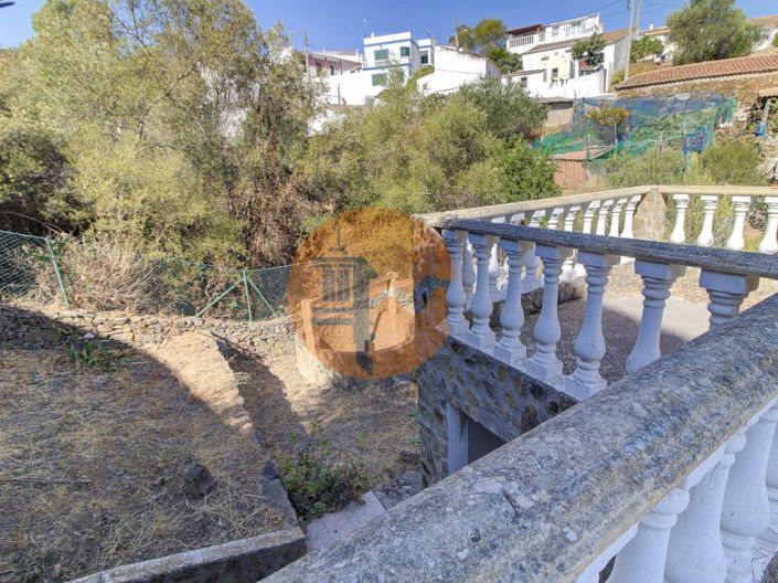 Image No.42-2 Bed House for sale