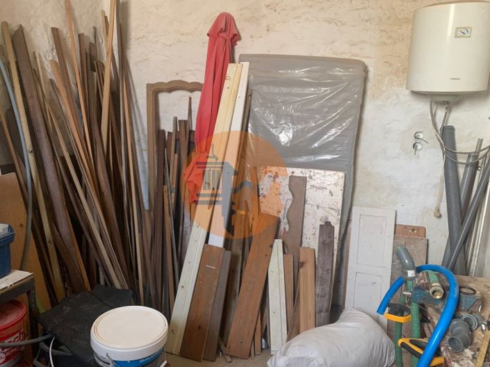 Image No.15-2 Bed House for sale