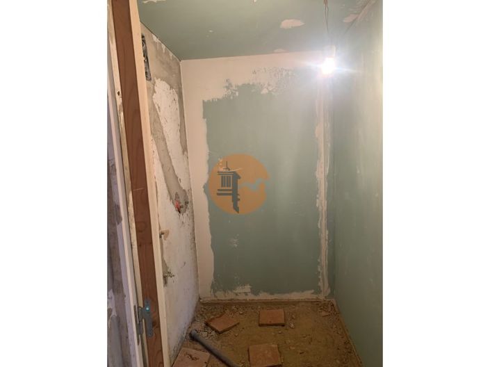 Image No.21-2 Bed House for sale