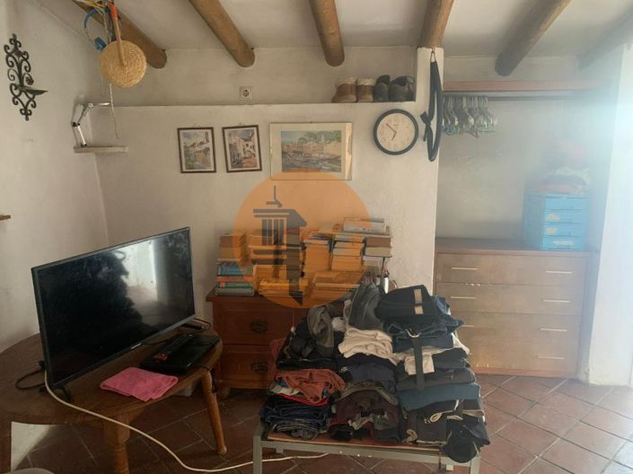 Image No.6-2 Bed House for sale