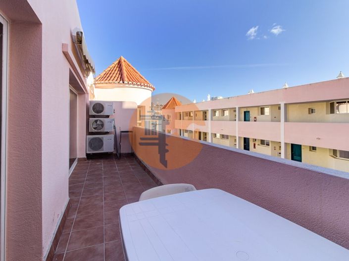 Image No.18-2 Bed Apartment for sale