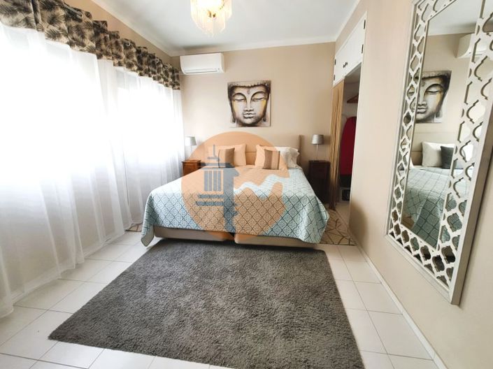 Image No.10-2 Bed House for sale