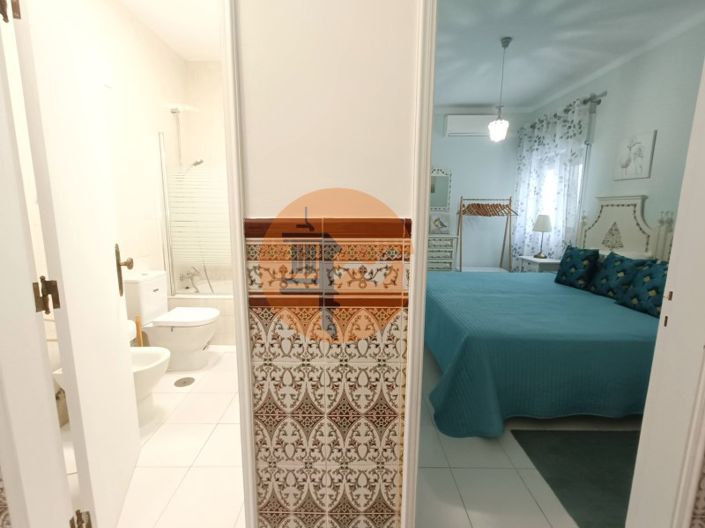 Image No.14-2 Bed House for sale