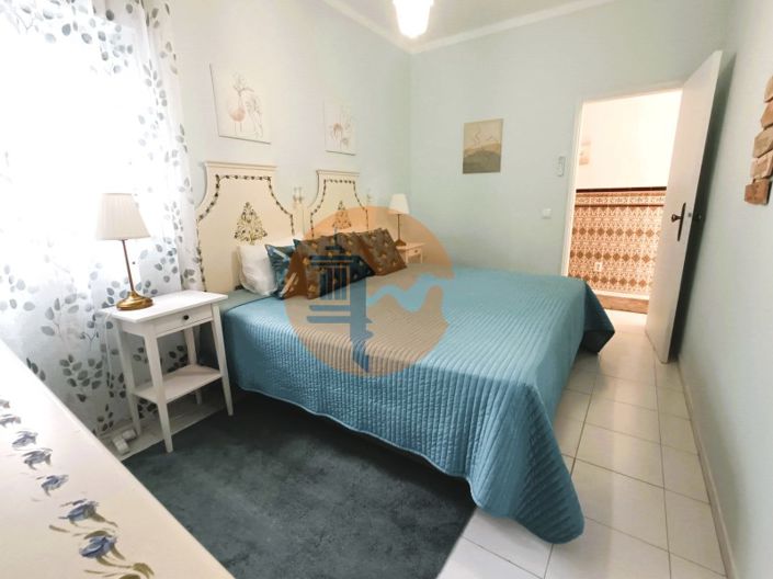 Image No.20-2 Bed House for sale