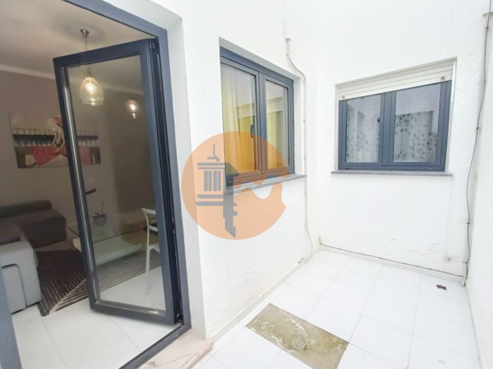 Image No.27-2 Bed House for sale