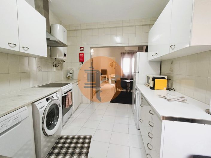 Image No.35-2 Bed House for sale