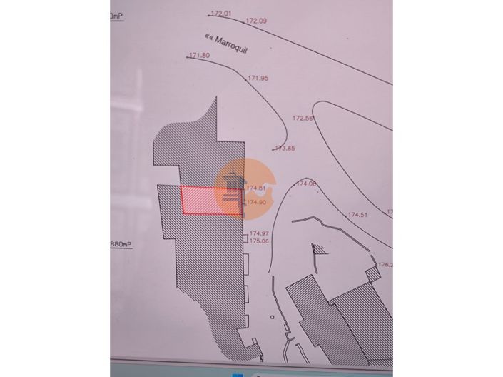 Image No.21-1 Bed House for sale