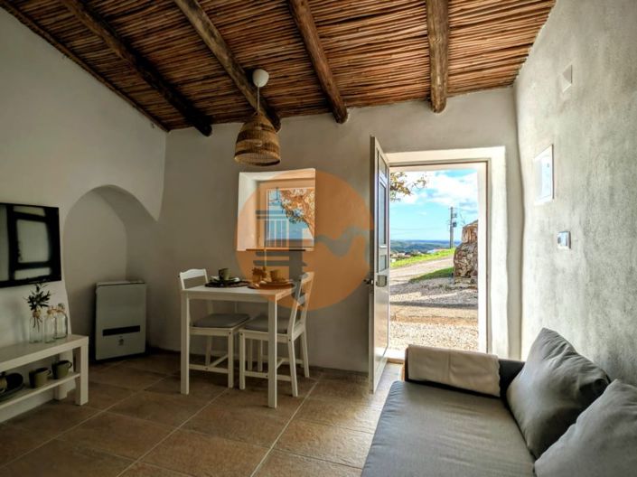 Image No.4-1 Bed House for sale