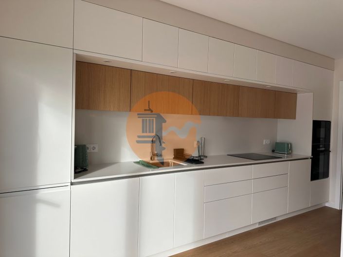 Image No.21-3 Bed Apartment for sale