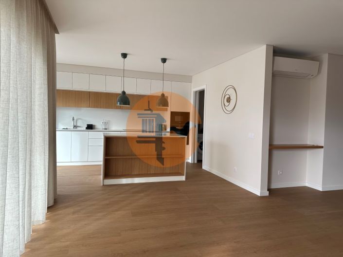 Image No.25-3 Bed Apartment for sale