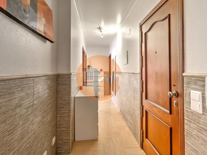 Image No.12-3 Bed Apartment for sale