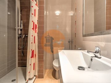 id9004ba01-0000-0500-0000-000018237e9b