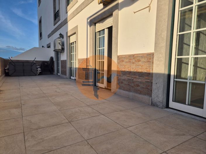 Image No.21-3 Bed Apartment for sale