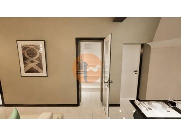 ide546b901-0000-0500-0000-000017fa8c27