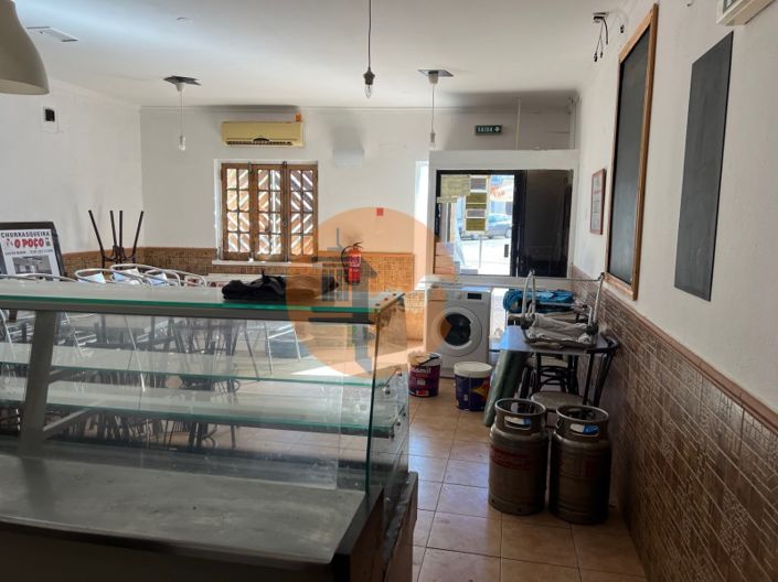 Image No.2-3 Bed House for sale