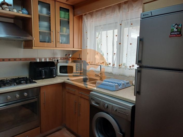 Image No.11-2 Bed House for sale