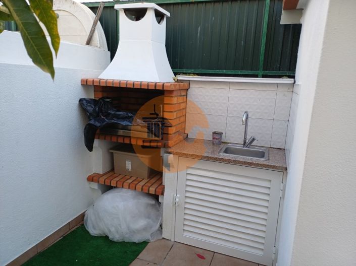 Image No.21-2 Bed House for sale