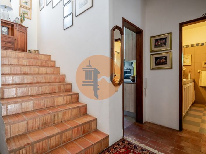 Image No.22-8 Bed House for sale