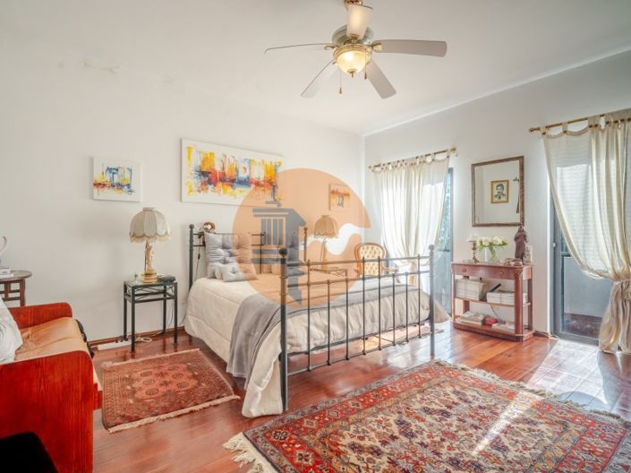 Image No.30-8 Bed House for sale