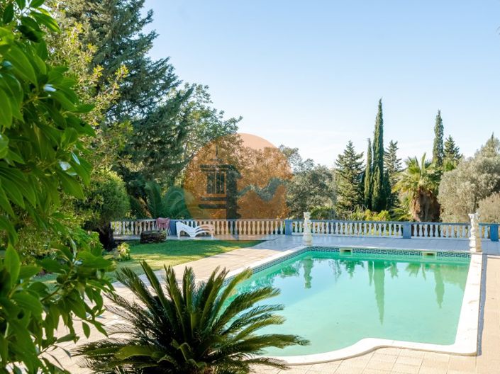 Image No.60-8 Bed House for sale