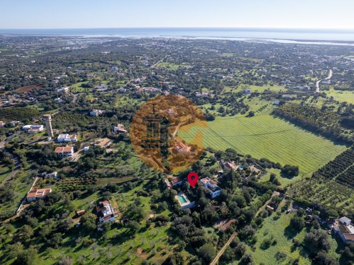 Image No.9-8 Bed House for sale