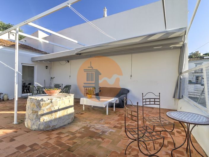 Image No.38-4 Bed House for sale