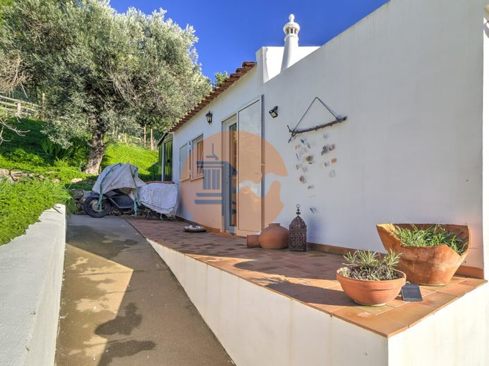 Image No.41-4 Bed House for sale