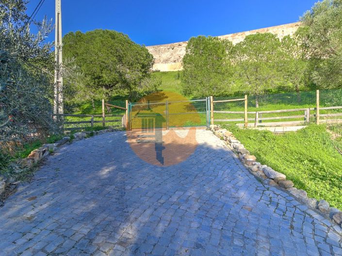 Image No.50-4 Bed House for sale