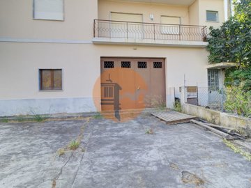 idf9f5b201-0000-0500-0000-0000176fe885