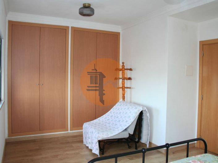 Image No.19-2 Bed House for sale