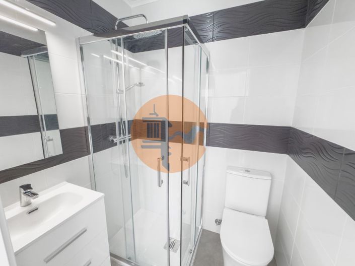 Image No.12-2 Bed Apartment for sale