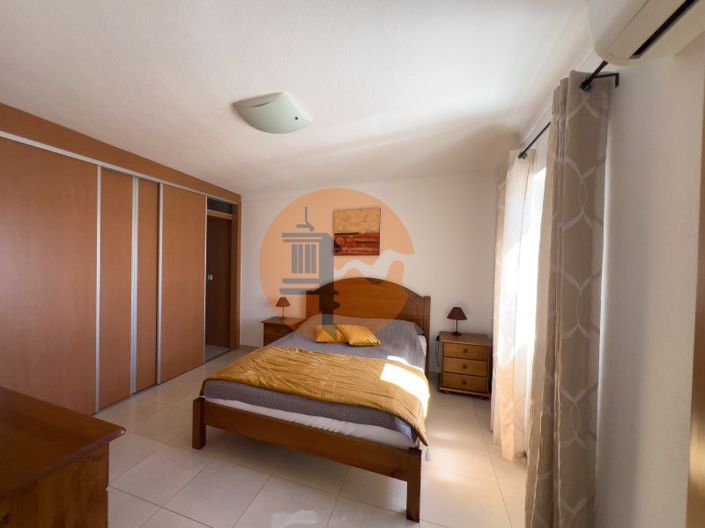 Image No.10-3 Bed House for sale