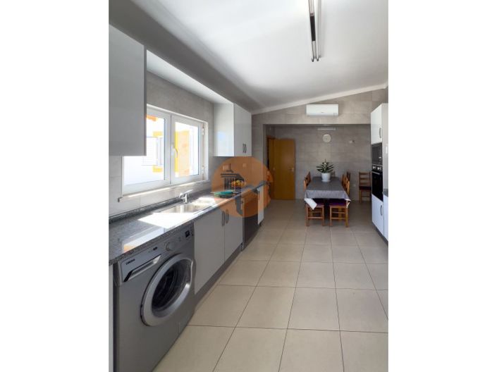 Image No.14-3 Bed House for sale