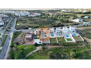 ideffdba01-0000-0500-0000-000018249dd3