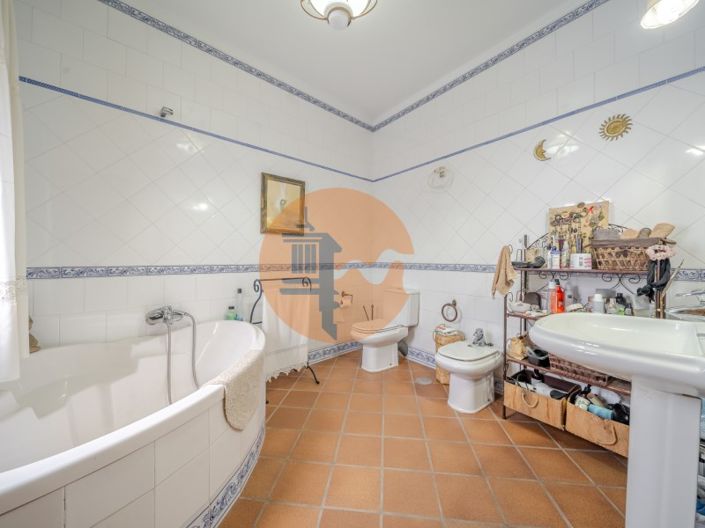 Image No.31-Property for sale