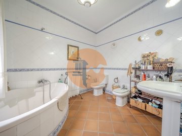 iddab5bd01-0000-0500-0000-0000184ca73a